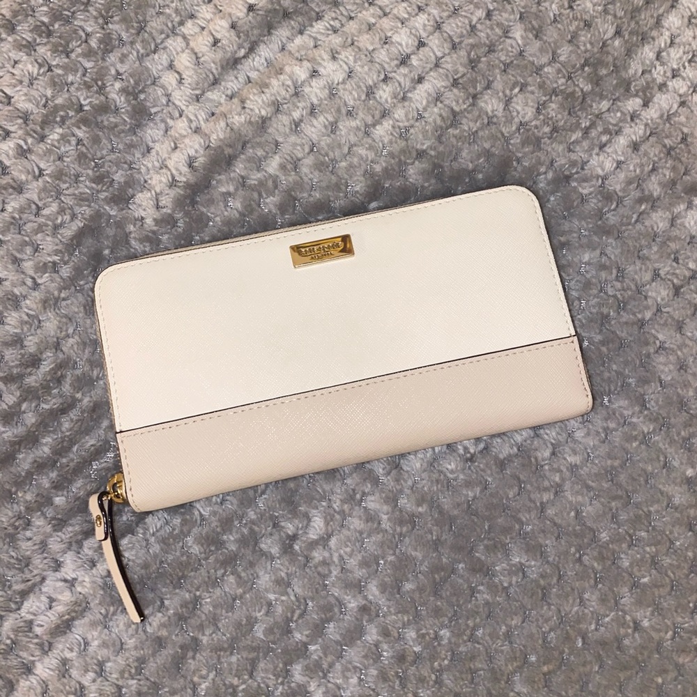 NWOT Kate Spade Wallet